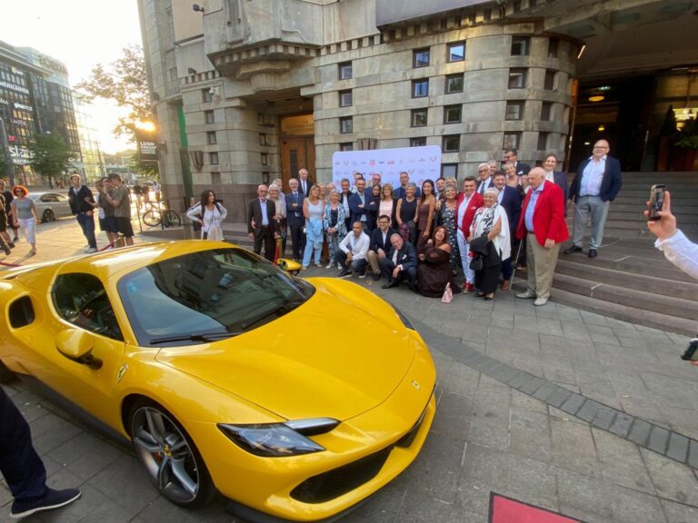 Helsinki-Al-via-il-Summer-Artic-Tour-2026-del-Ferrari-Club-4-2048×1536